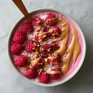 Berry coconut smoothie bowl